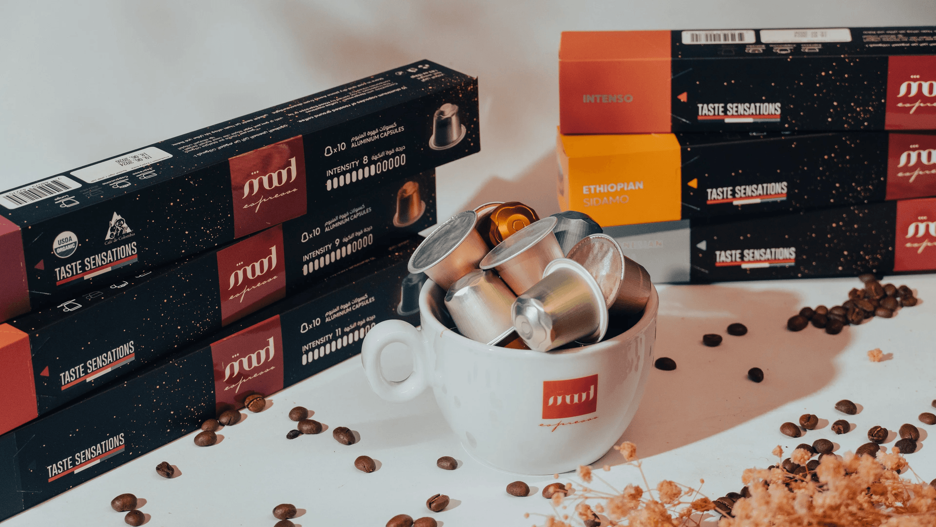 Espresso capsule capsules and packaging display